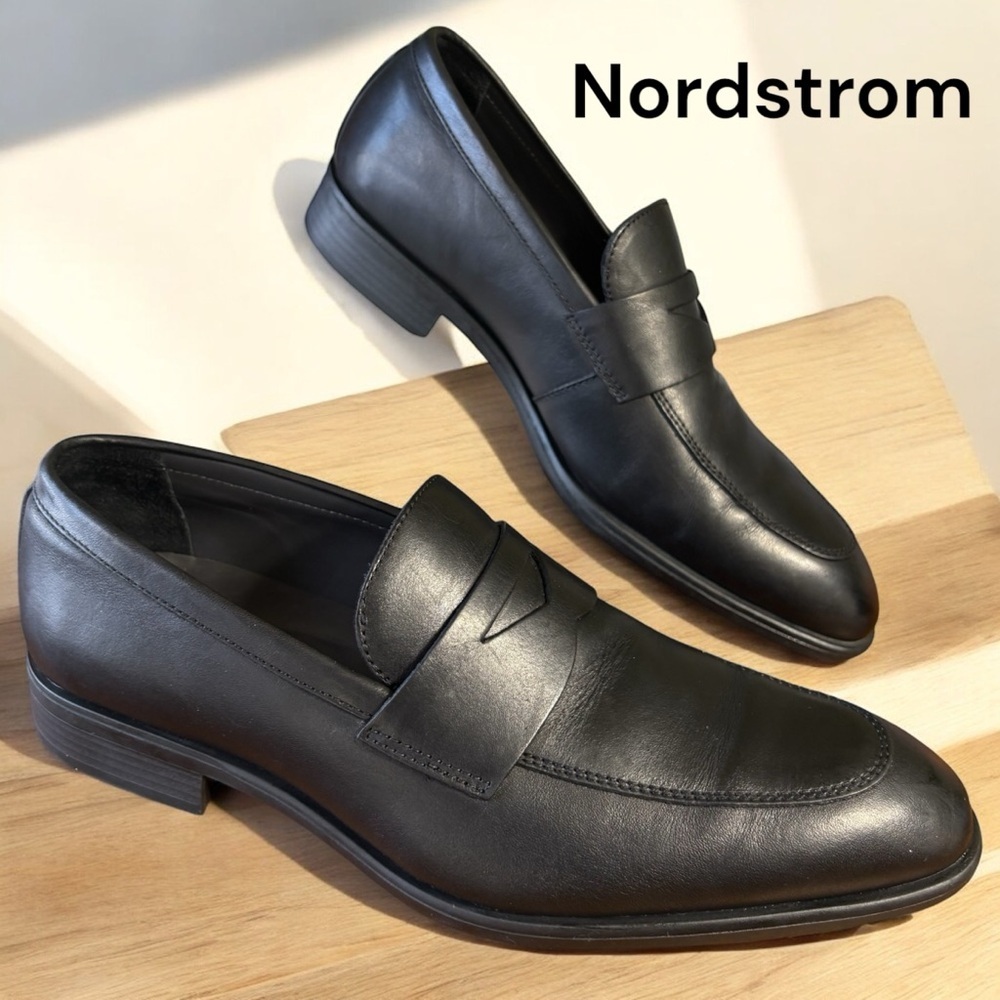 Nordstrom-Men’s 11 Ortholite Black leather Edward Penny Loafer. Like new cond!